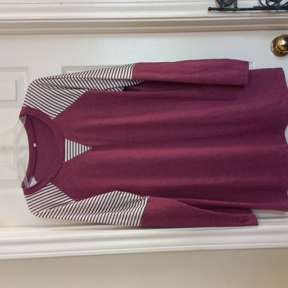 NO LABEL - Picture 3 of 3